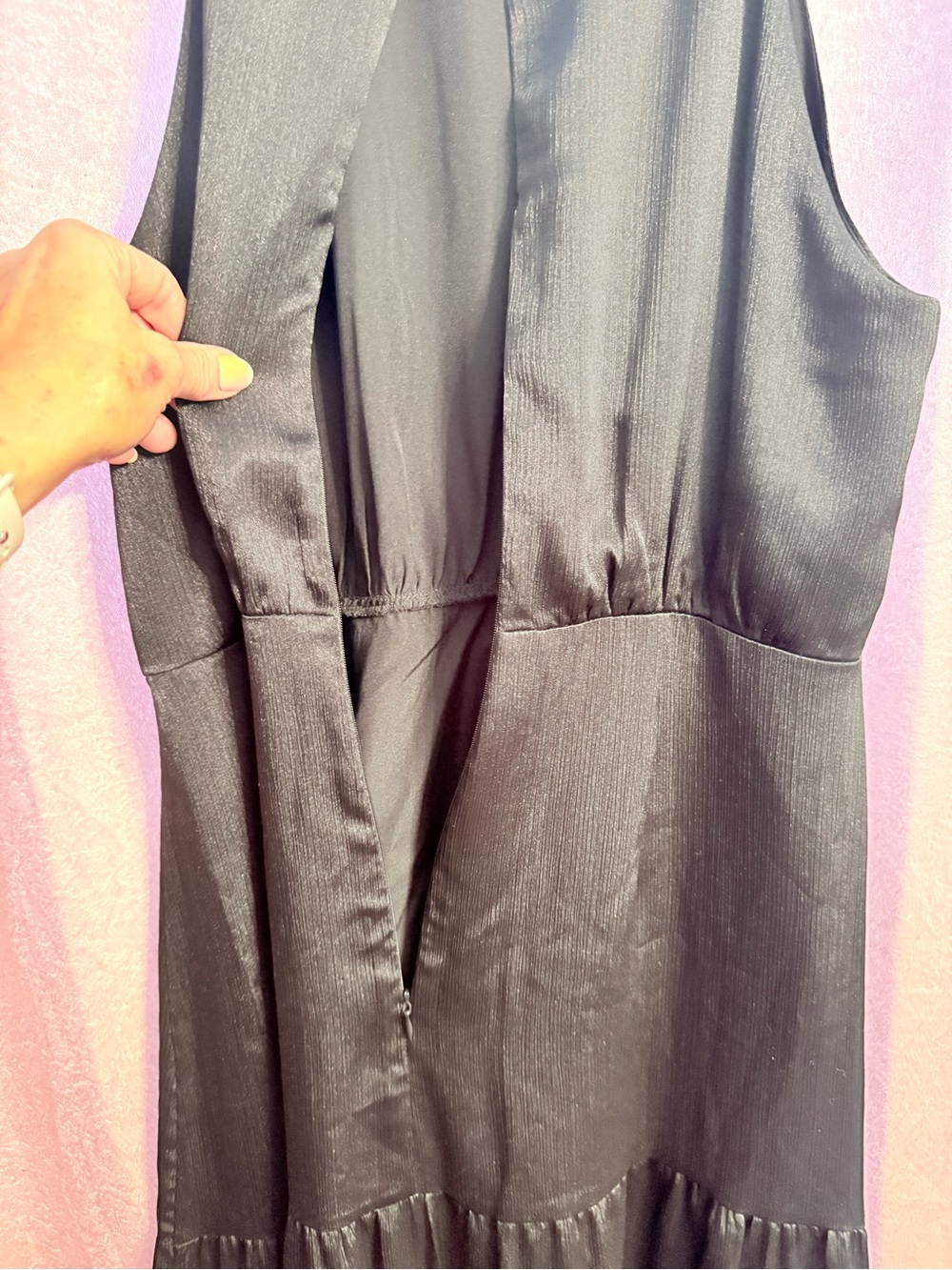 NEW- Nicole Miller Black Tie-Neck Halter Dress 🖤🖤 - Picture 15 of 15